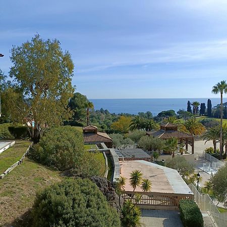 Cap Esterel Village Vacances T2 Vue Mer Agay Saint-Raphaël エクステリア 写真